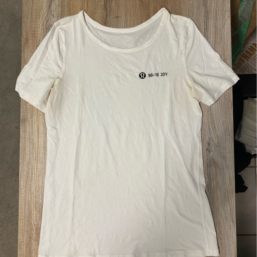 $10 ADD-ON // RARE LULULEMON Love Crew *Special Edition